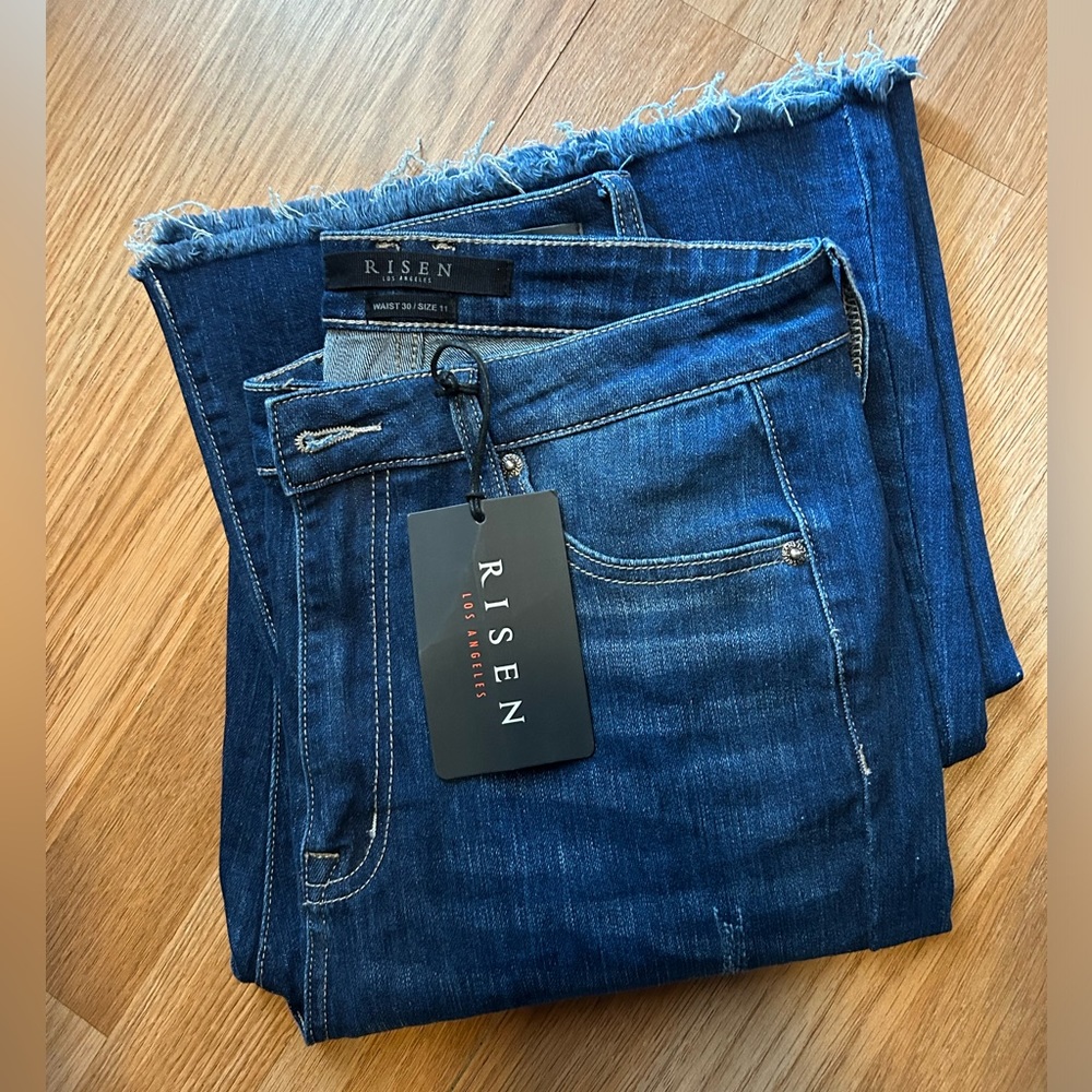 Risen Flare Jeans